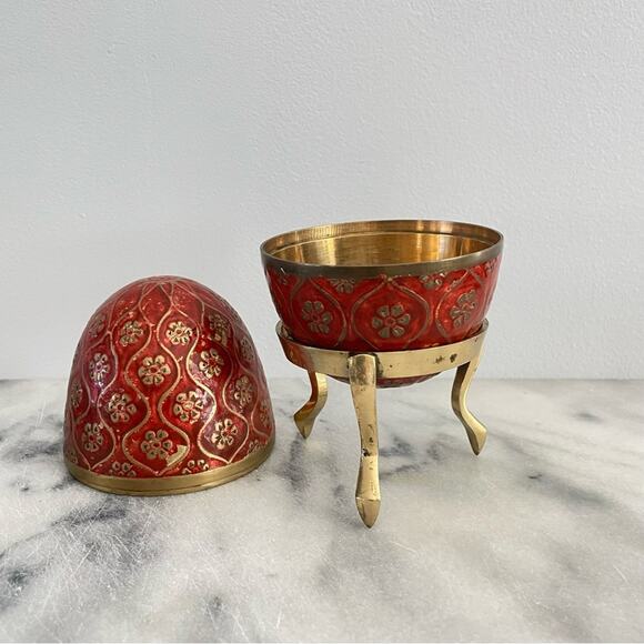 Vintage | MCM Heavy Brass Red Cloisonné Enamel Egg Trinket Case Stand Faberge - Picture 4 of 12